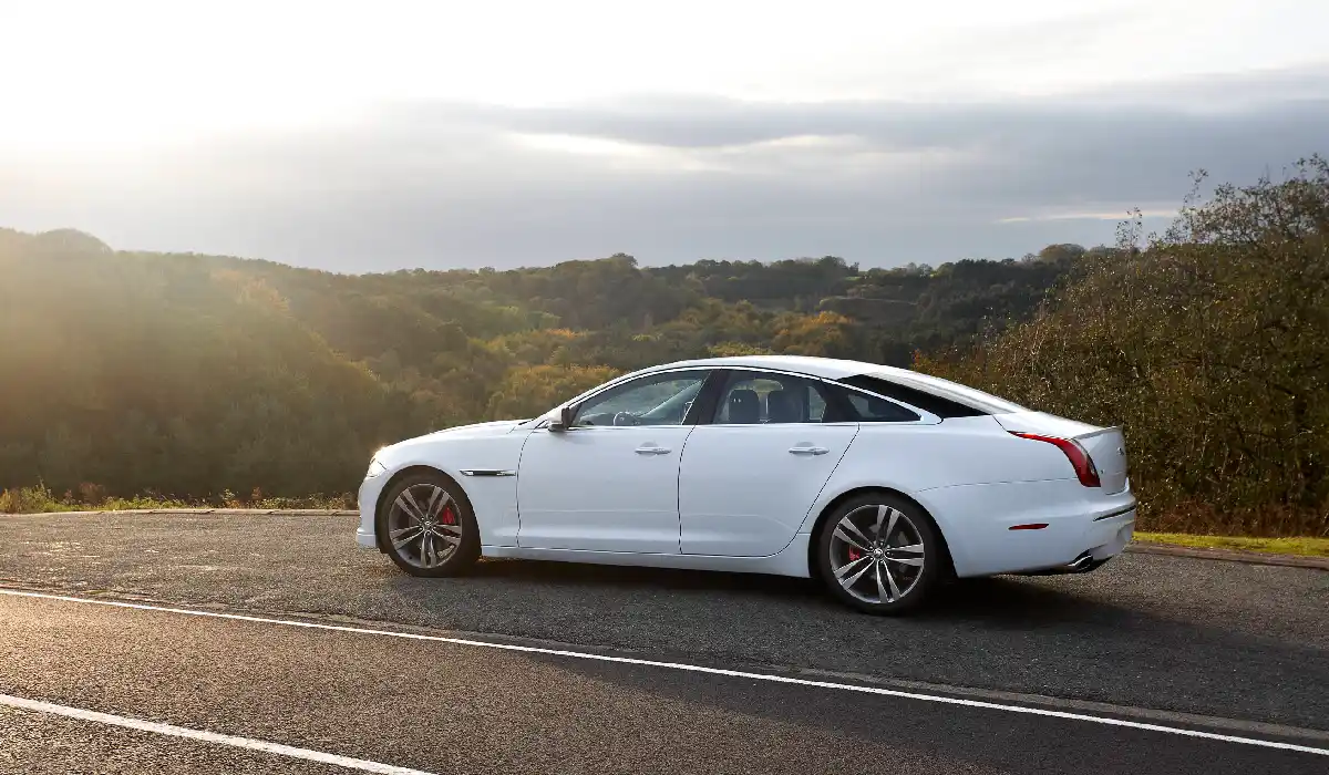 Jaguar - XJ Portfolio 3.0L - Luxury Sedan Car Rentals - Preowned Sedan Car - Exclusive Concierge Club.webp